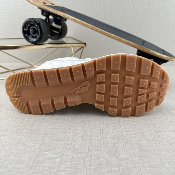 Nike Vaporwaffle sacai Sail Gum - Picture 3 of 9